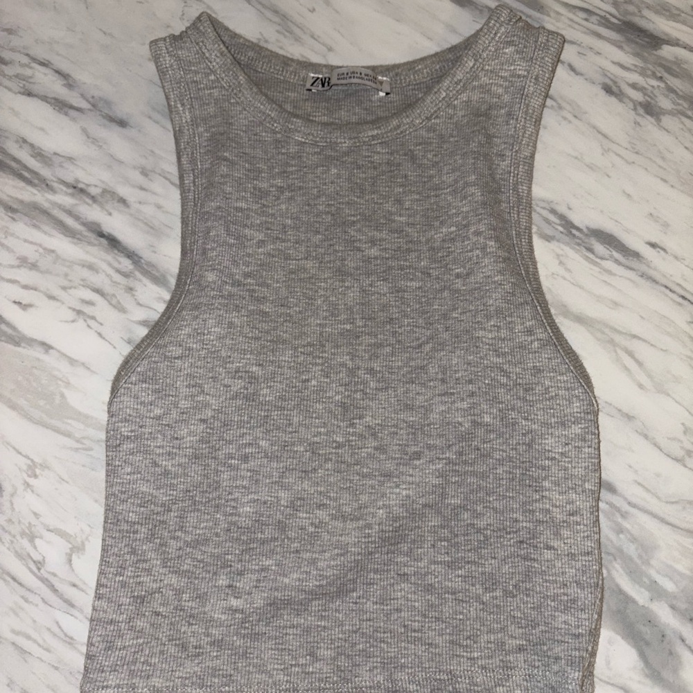 Zara Light Gray Ribbed Top - Picture 2 of 4